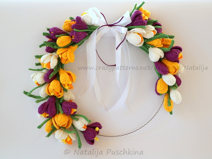 Crochet Crocus wreath or bouquet for Springtime