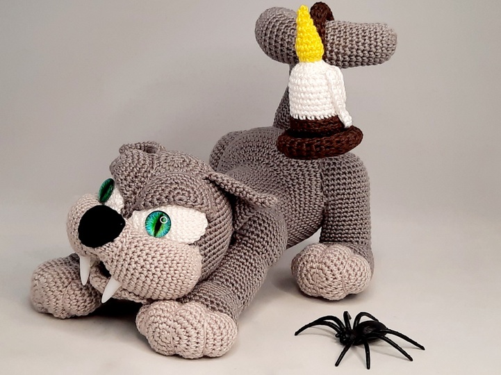 Crochet Pattern Cat Luzifer
