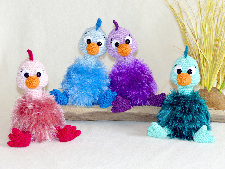 Crochet Pattern Fluffy chicken