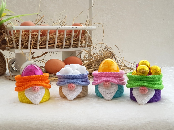 Crochet Patterns cute little gnome cups