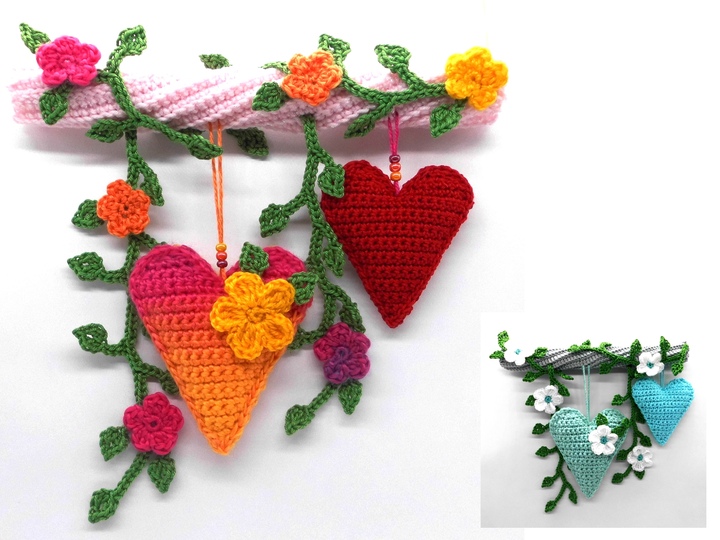 Hanging decoration hearts & flowers
