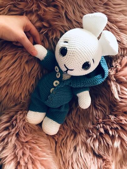 Oskar the Rabbit crochet pattern