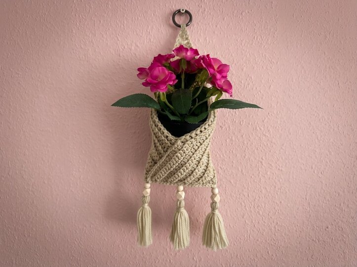 Boho Wall Pocket Crochet Modern Wall Decor with Tassels