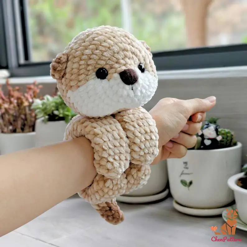 Low Sew Crochet Otter Pattern