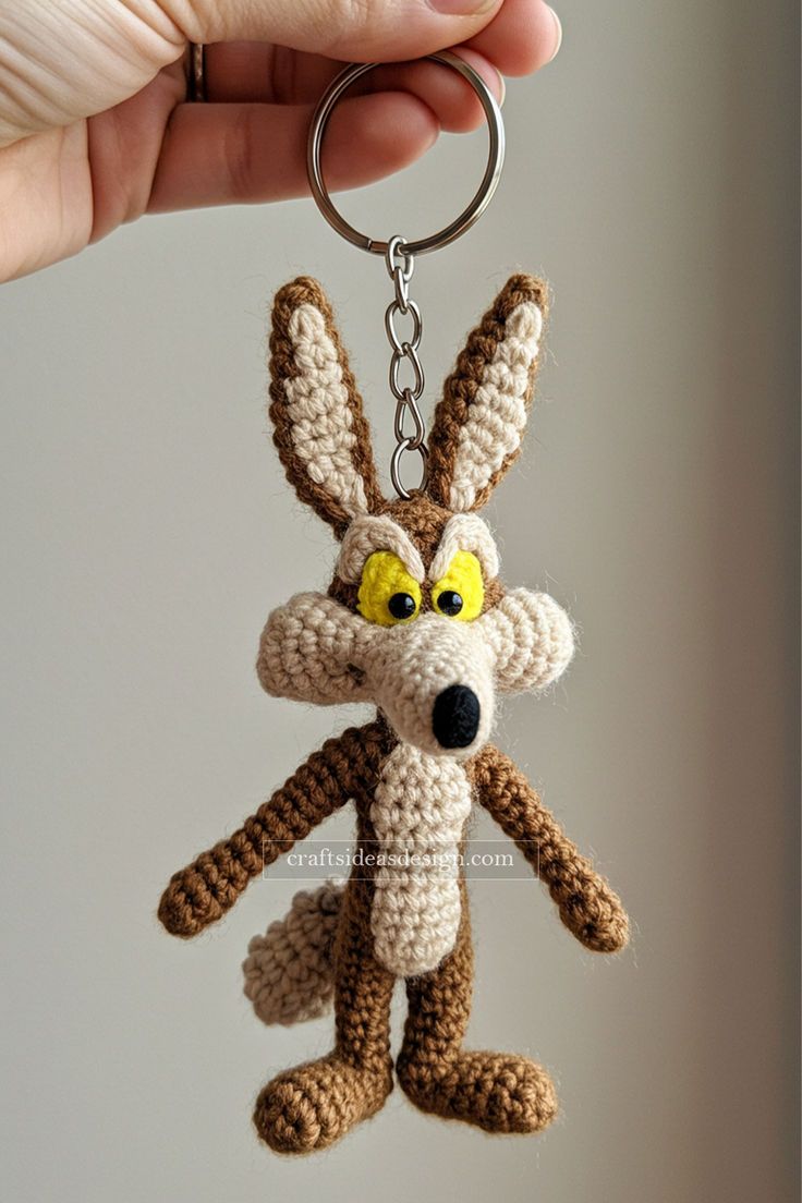 Keychain Crochet Wile E. Coyote