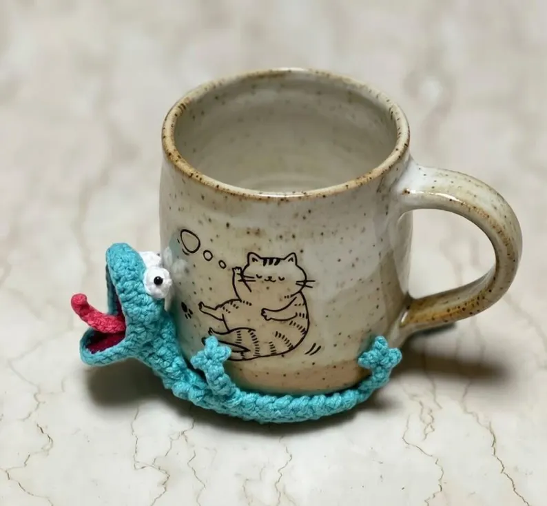 Tom Lizard Mug Rug Set Crochet Coaster Hoppers Pixar Movie