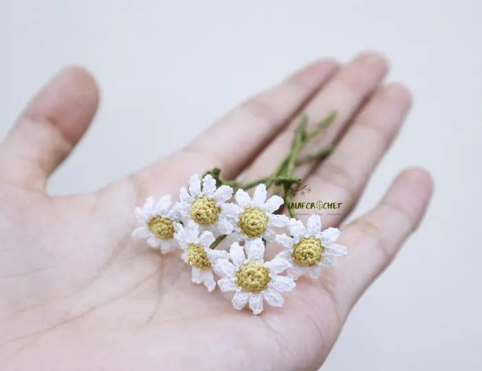 Crochet Miniature Daisy Pattern
