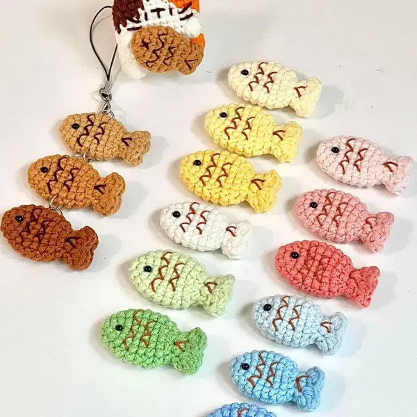 Fish Crochet Pattern: Handmade Taiyaki Keychain, DIY Animal Toy