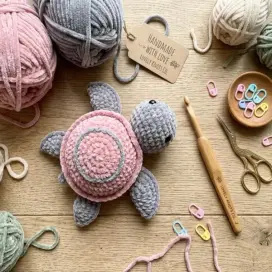 Beginner Crochet Turtle Amigurumi Pattern