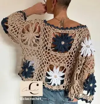 Dahlia Flowers Top